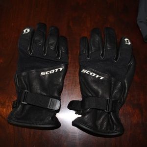 Lot Pair of Scott Ski Gloves